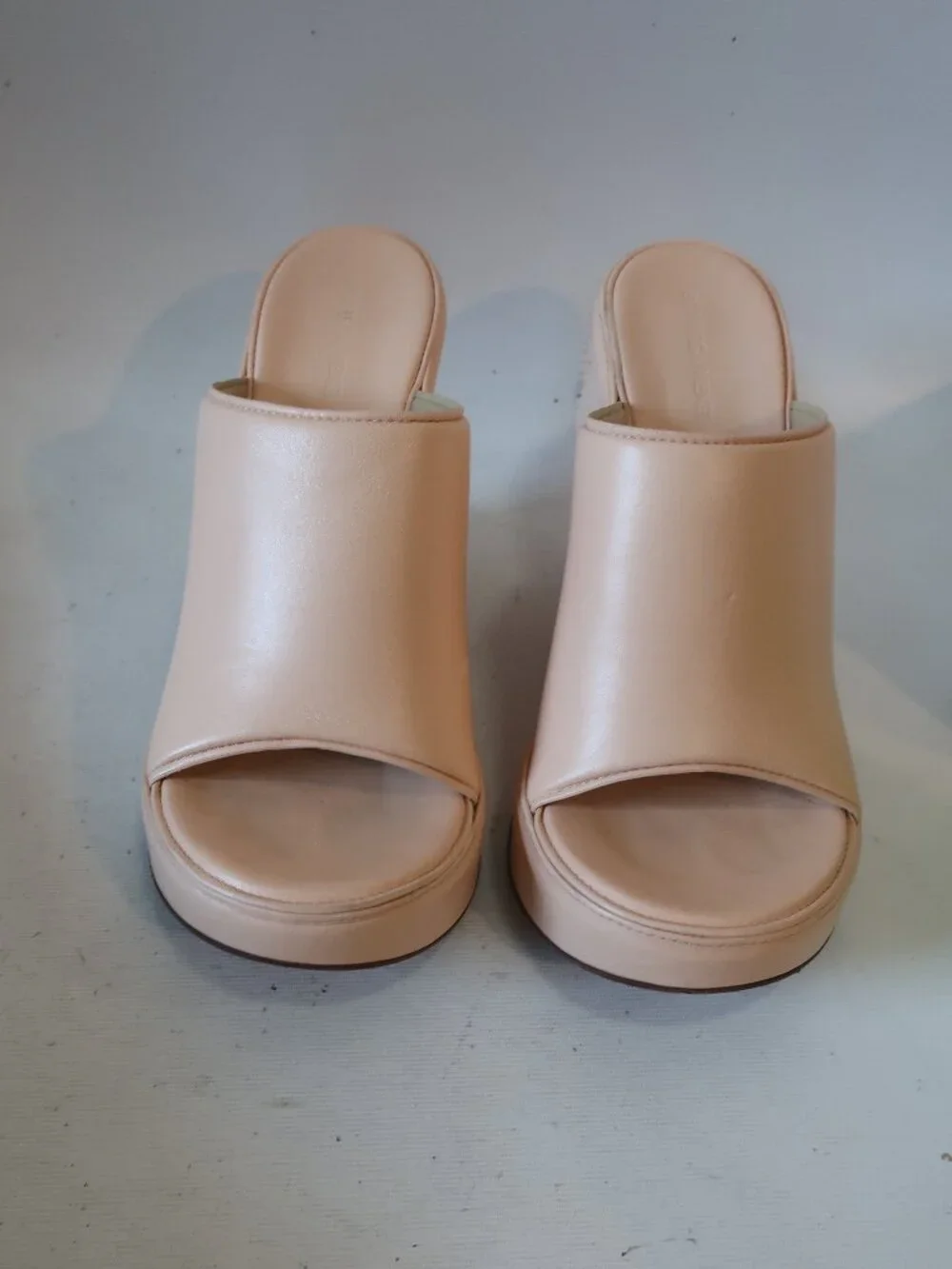 Authentic Bottega Veneta Lagoon Platform Slide Leather Sculpt Heels 40 US/10